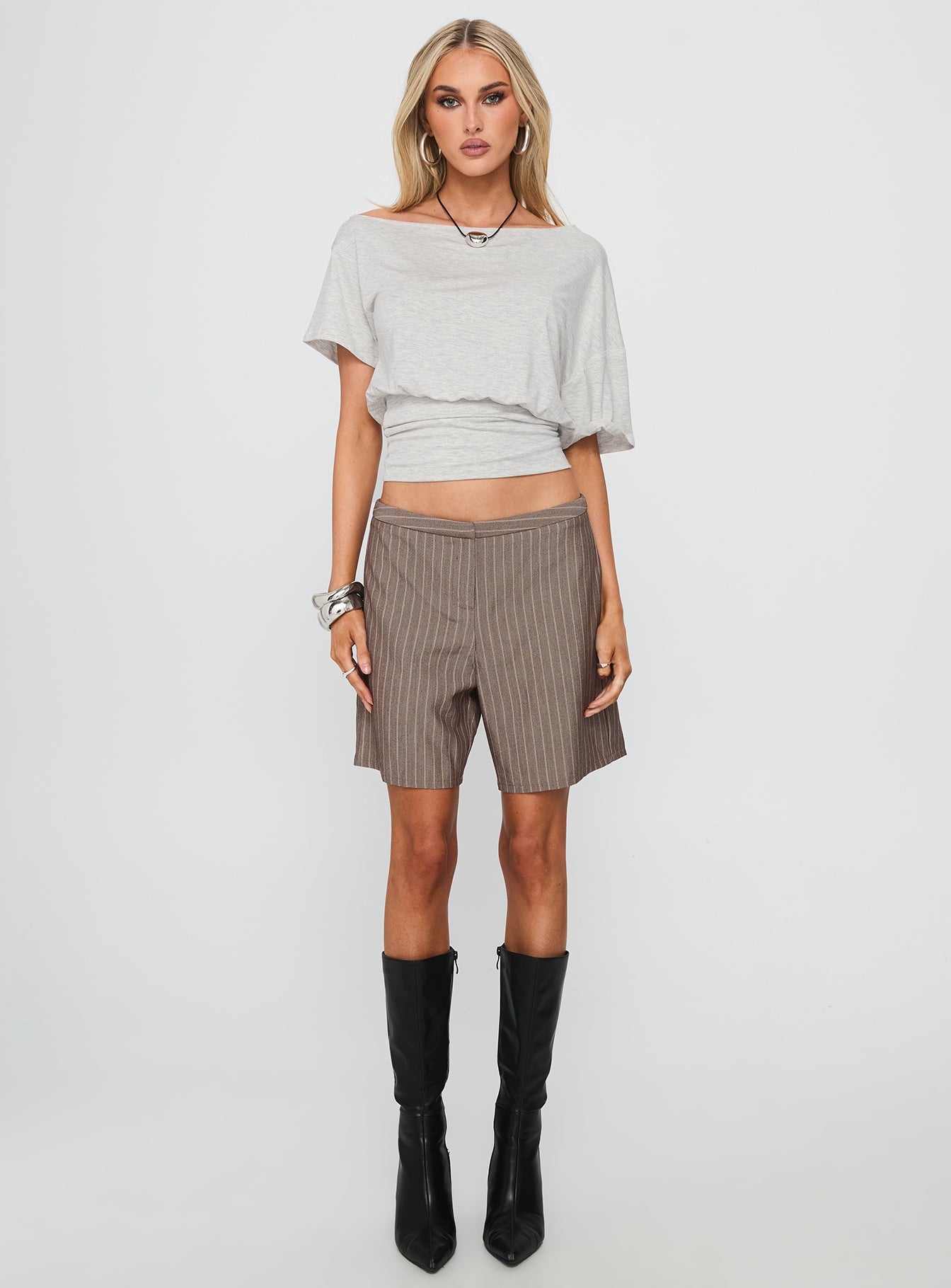 Sarun Short Pinstripe Brown