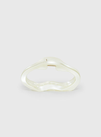 Take It Off Hair Clip Pearl