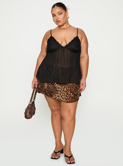Zami Pleat Top Black Curve
