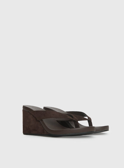 Billini Ravyn Heels Dark Cacao Suede