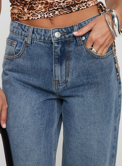 Everlong Mid Rise Straight Leg Jeans Mid Blue Wash